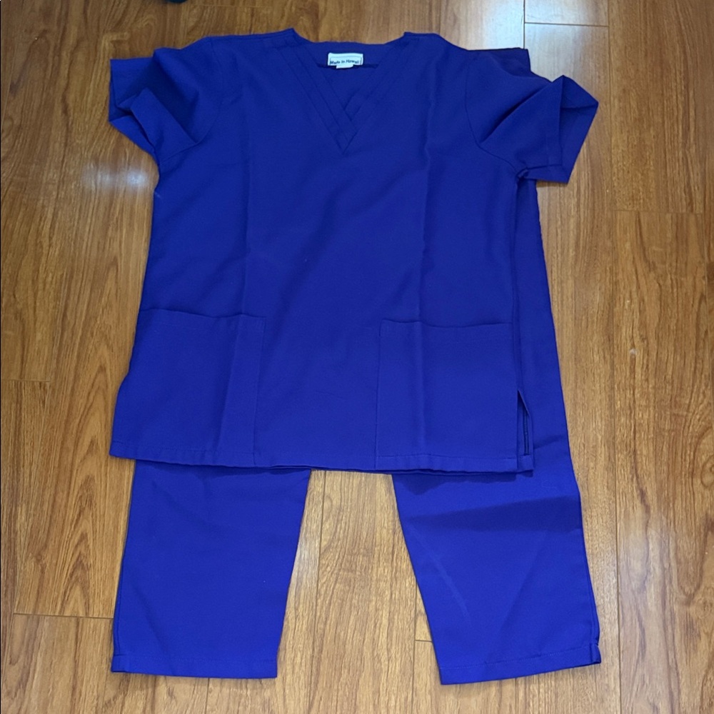 Purple XS scrub set